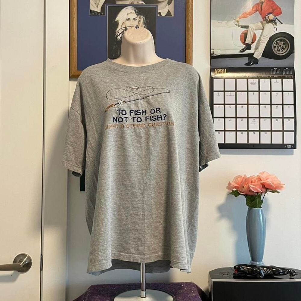 Grey fishing graphic tee size